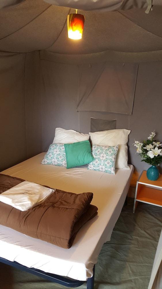 Camping De Nevers Esterno foto