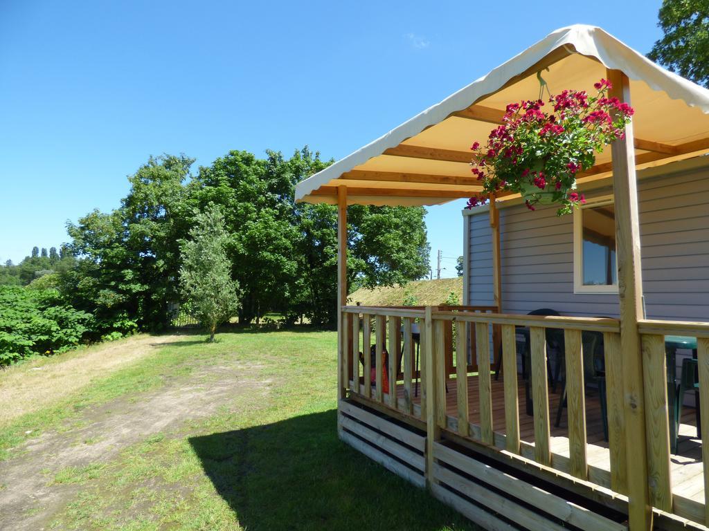 Camping De Nevers Esterno foto